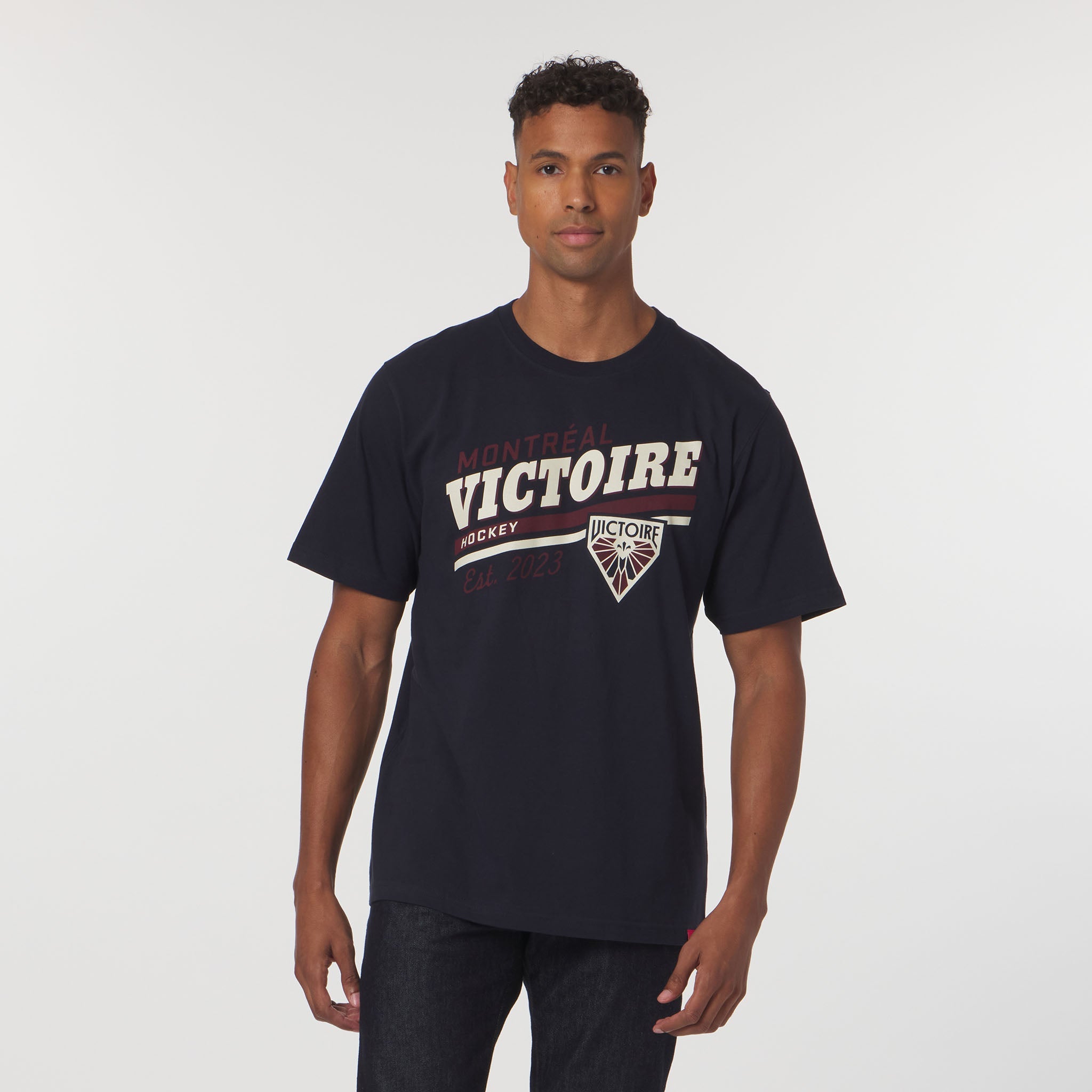 Adult Montreal Victoire Sportiqe Graphic Duke T-Shirt - T-Shirt in Navy