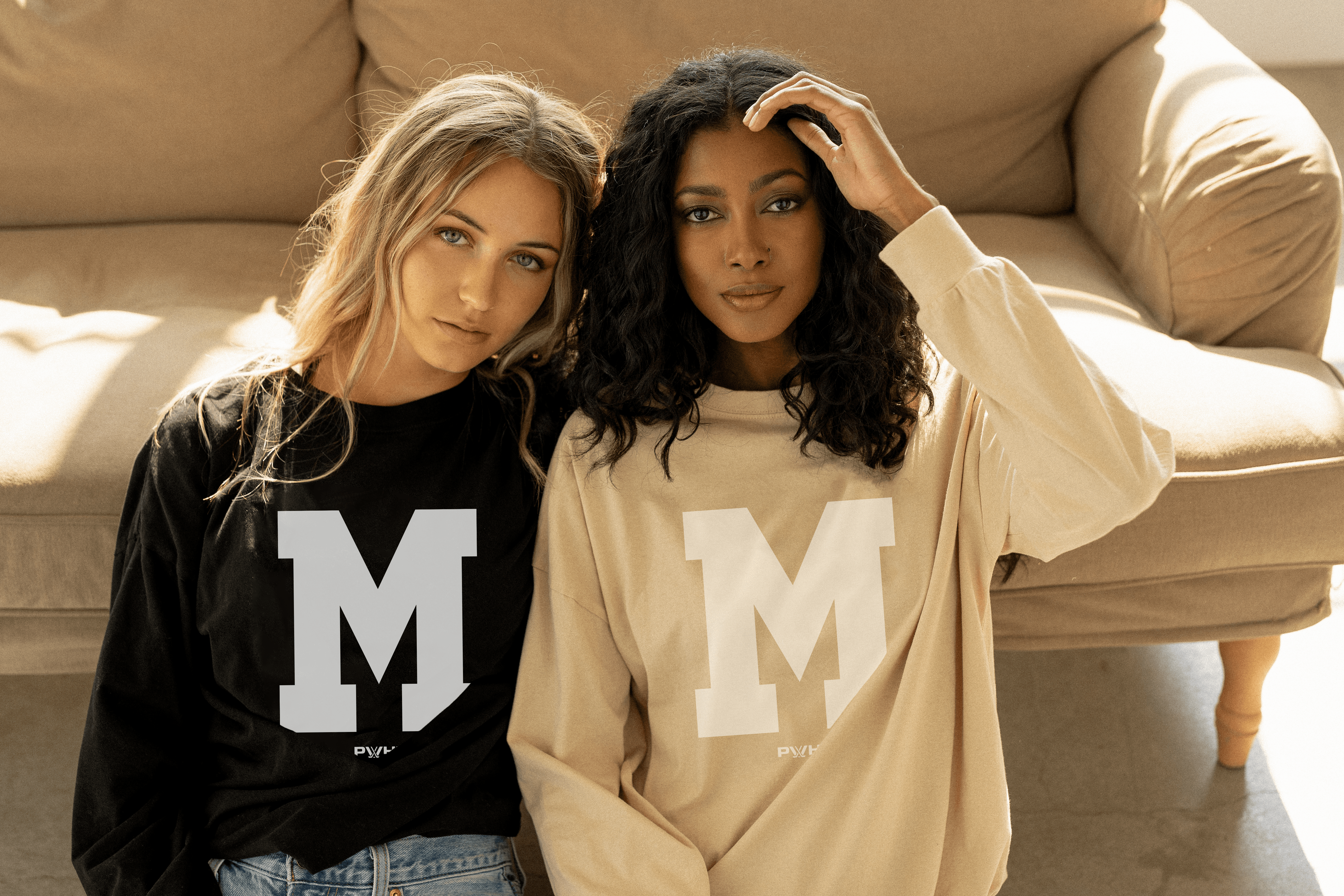 Minnesota Long Sleeve T-Shirt - Long Sleeve T-Shirt in Black