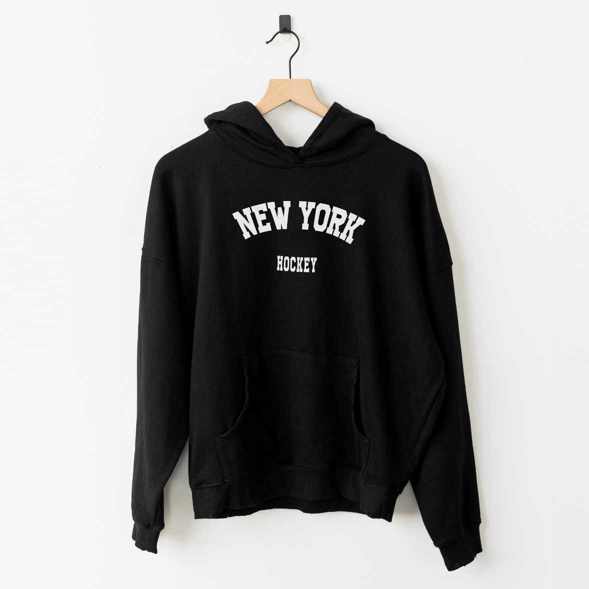 New York Hoodie - Hoodie in Black
