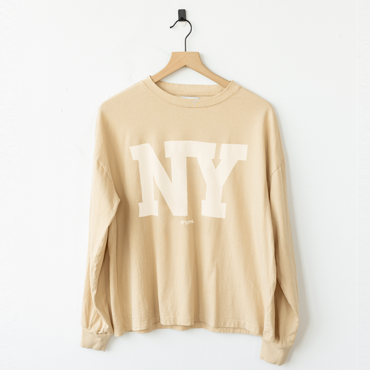 New York Long Sleeve T-Shirt - Long Sleeve T-Shirt in Cream